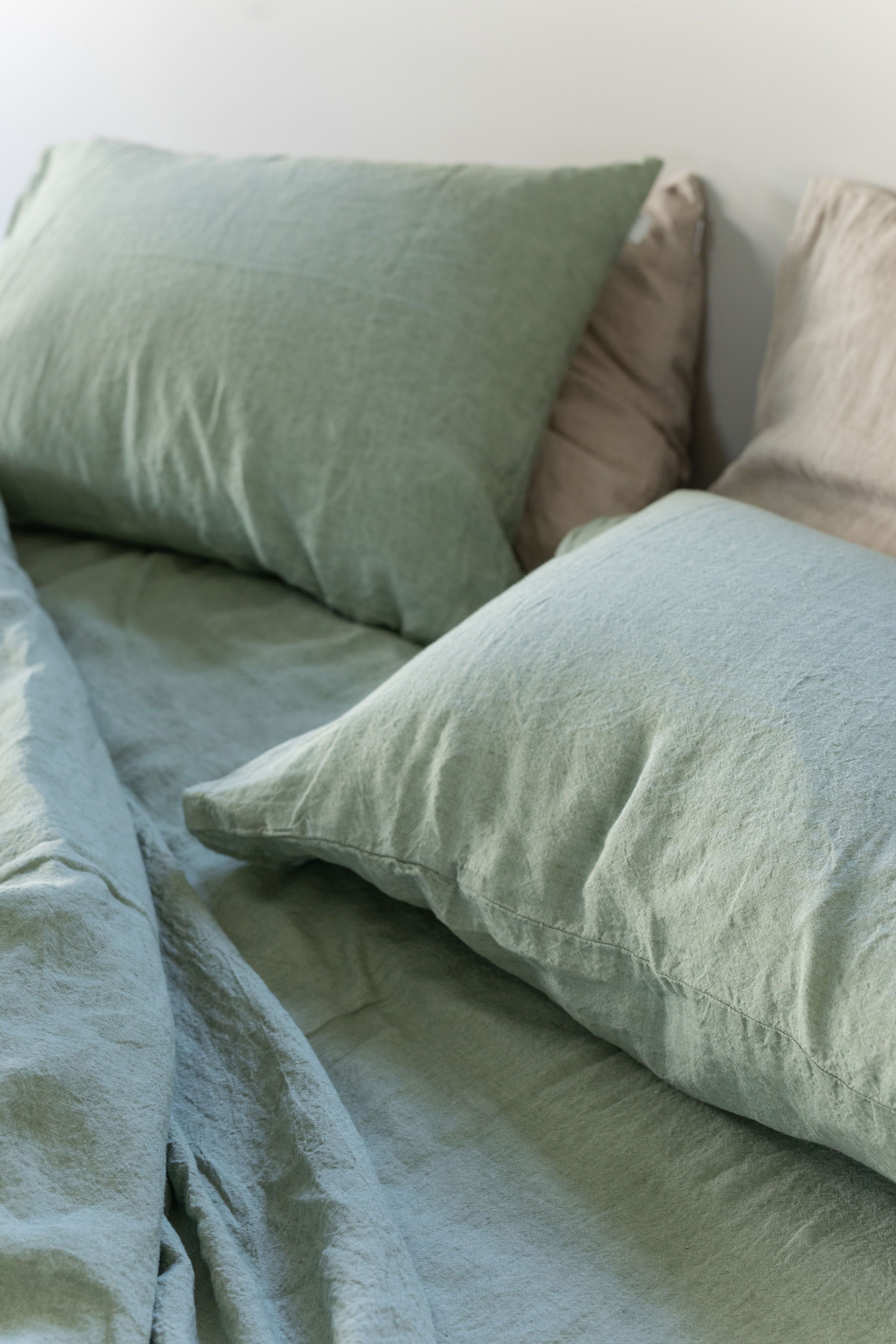 Bedding Buying Guide: Linen Or Sateen Cotton, How Do I Choose? – Sömn Home