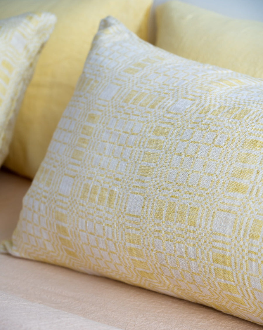 Sömn Home | Lemon Battenberg Pillow Sham Cover
