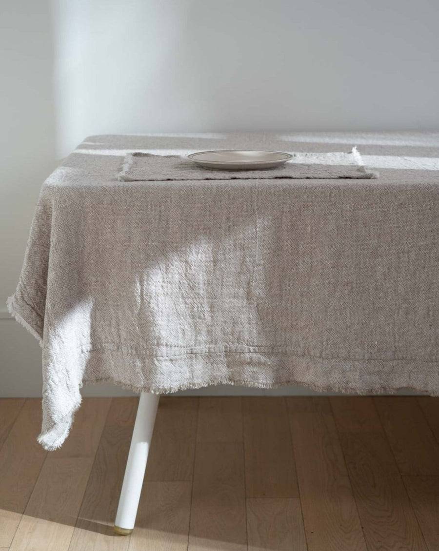 Sömn Luxury Linen | Dash Tablecloth - Sömn Home