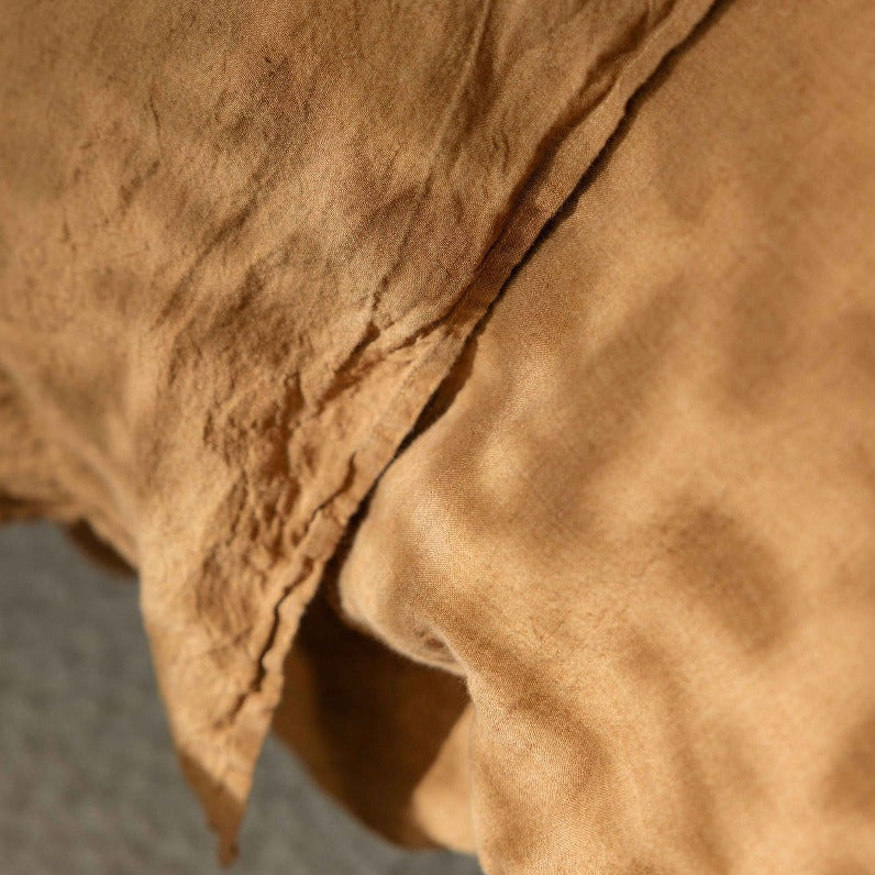 Cinnamon linen bedding set by Canadian bedding company Somn #color_cinnamon