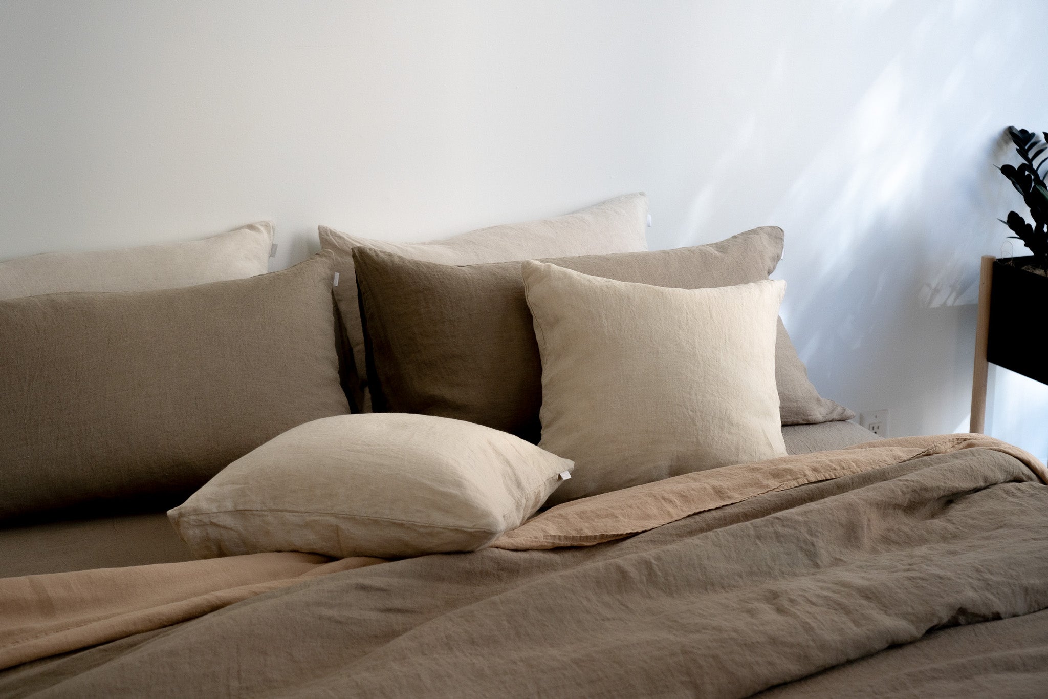 Create Warmth and Comfort with a Fall Inspired Bed