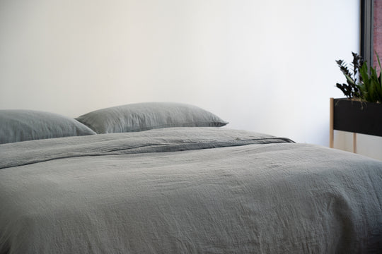 Sustainable and Natural: Why Linen Bedding Gets the Green Light Over Cotton