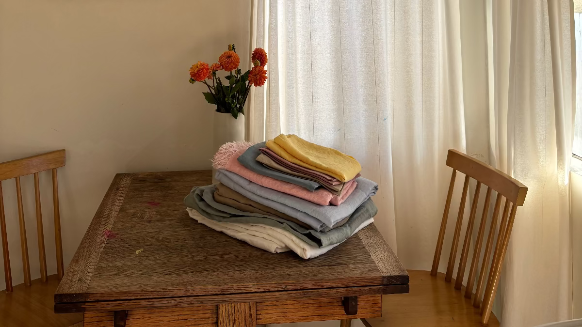 Does Linen Keep You Warm in the Winter? (Yes, Really!)