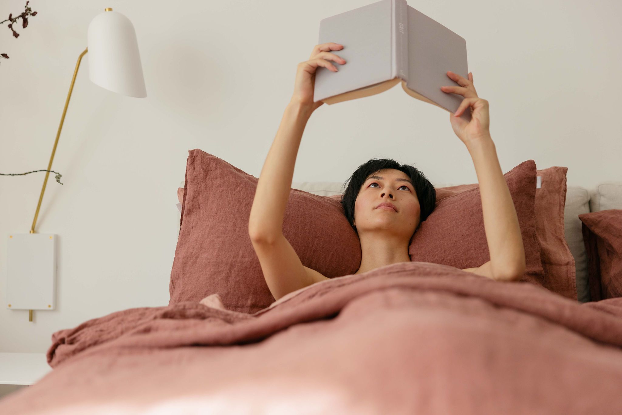 Luxury Linen Bedding Can Help With a Better Night's Sleep