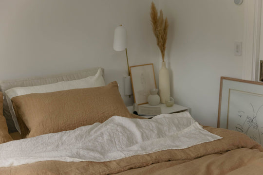 linen bedding sheets by Sömn Home Canadian Bedding Company