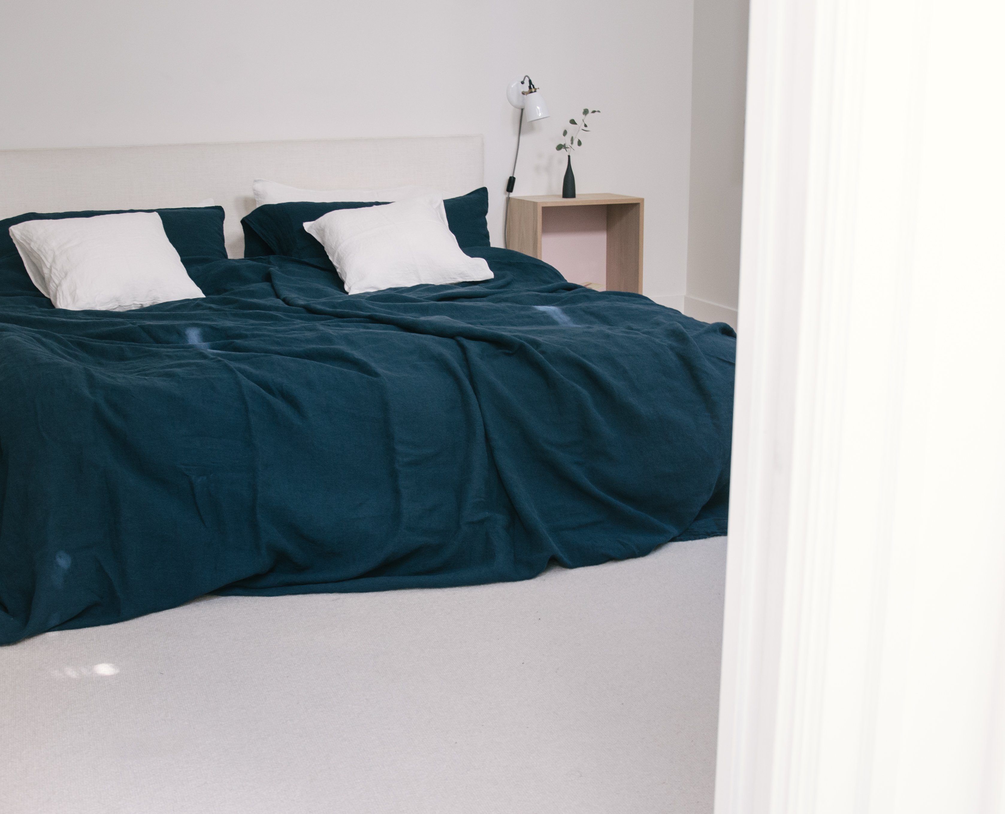 luxury blue linen duvet covers by Sömn bedding store Canada