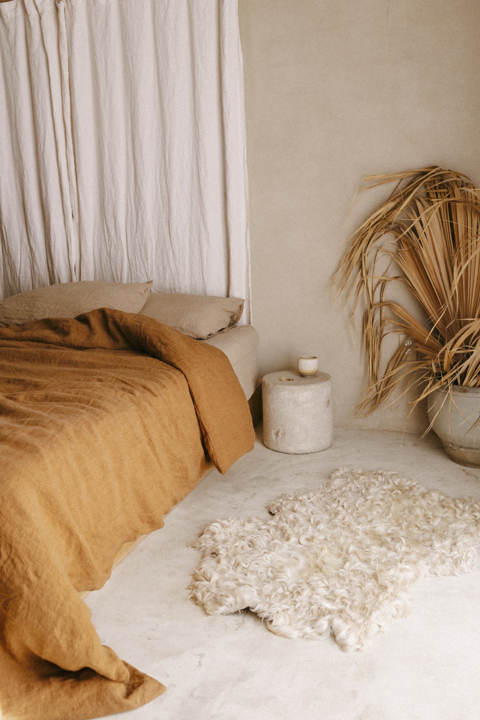 Tips to Love Your Linen When Shopping Online