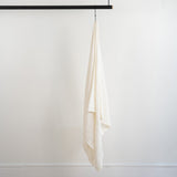 #color_off-white