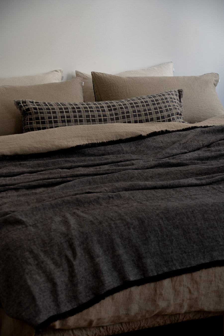 Sömn Home | Bjorn Black Bedspread