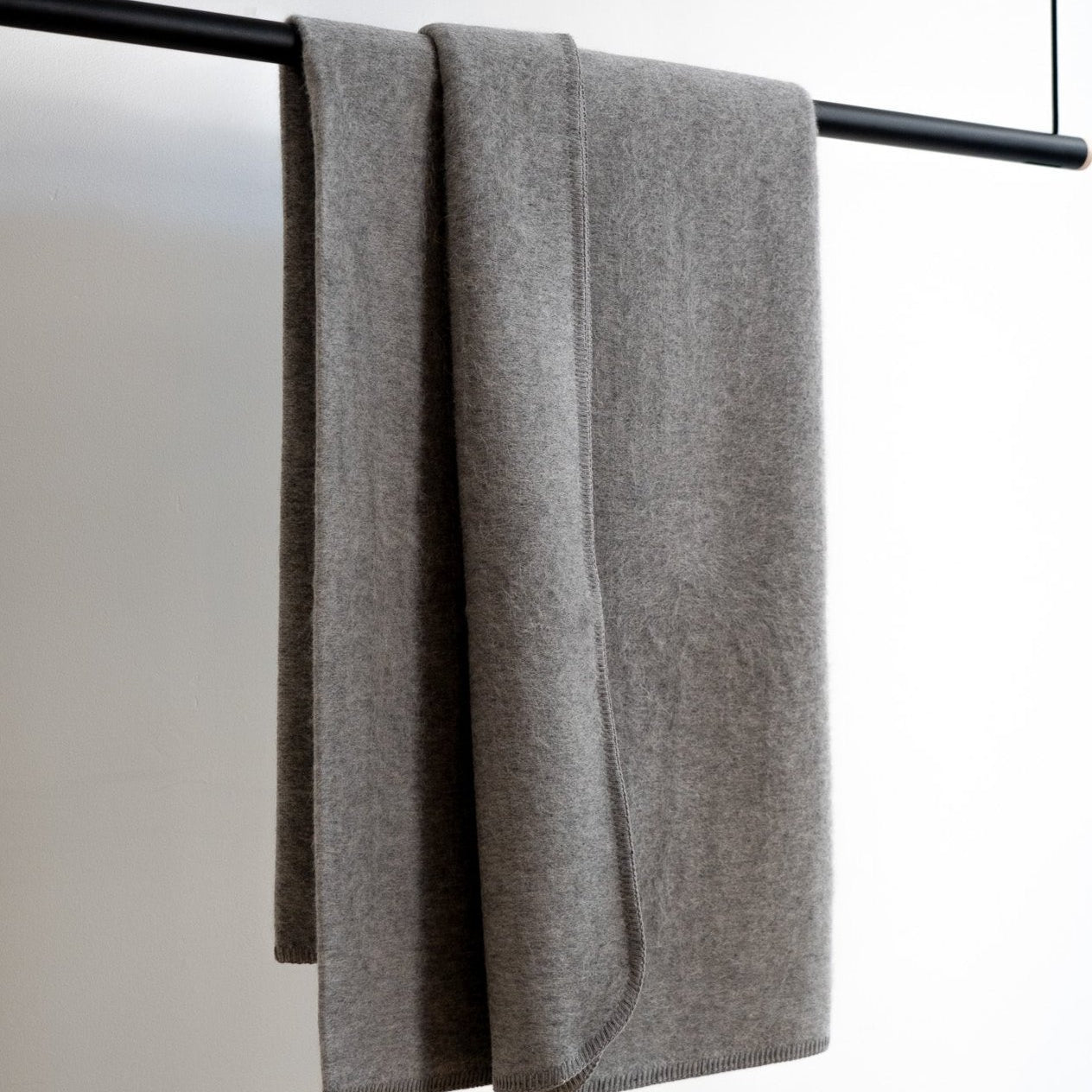 #color_gray
