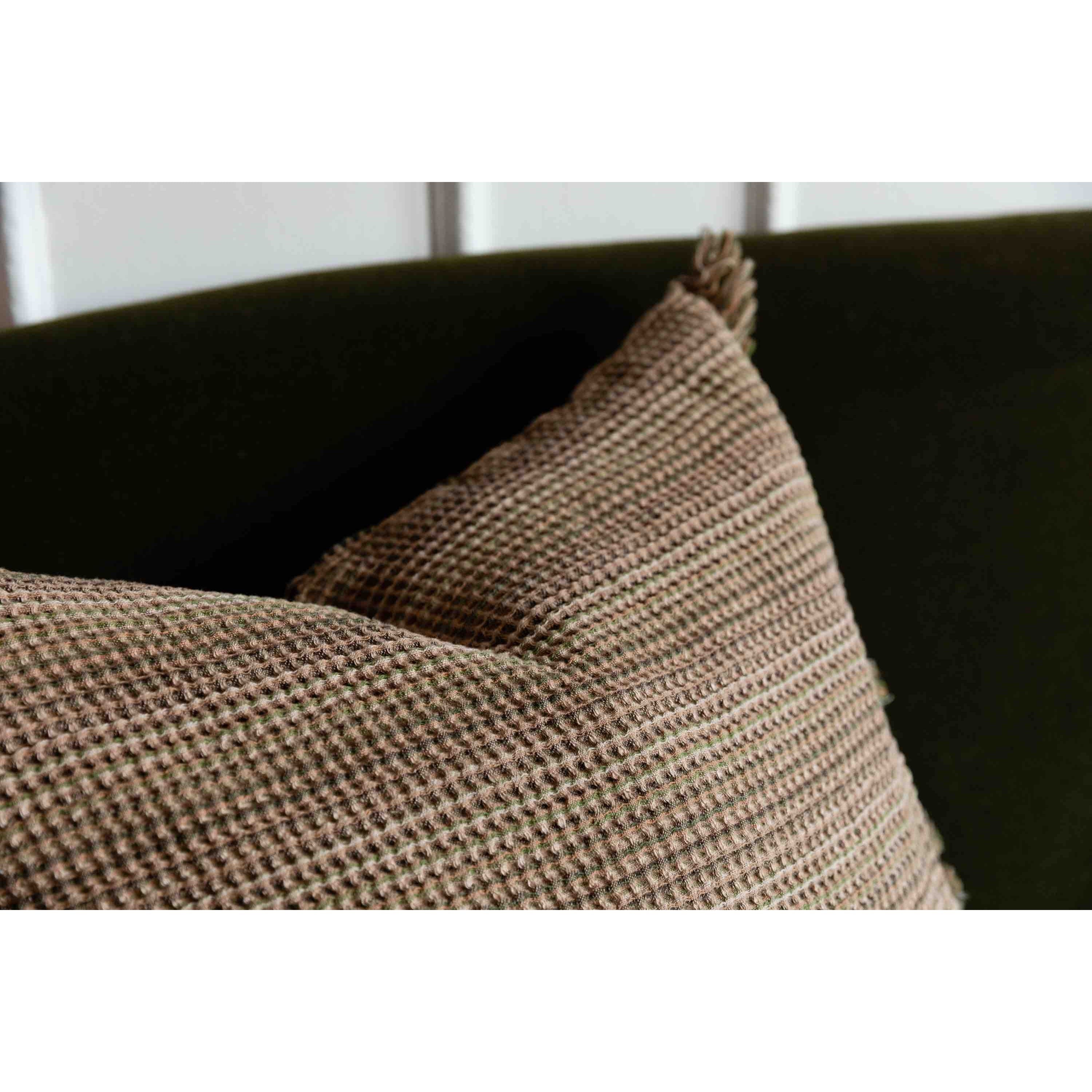 #color_light-brown