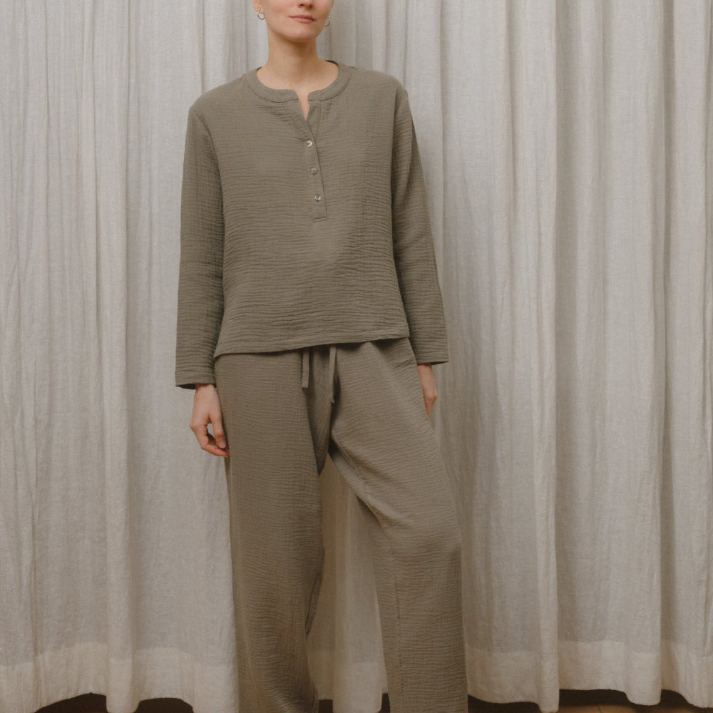 Sömn Premium Organic Cotton Gauze Sleepwear | Loungewear Pants Sömn Home #color_olive