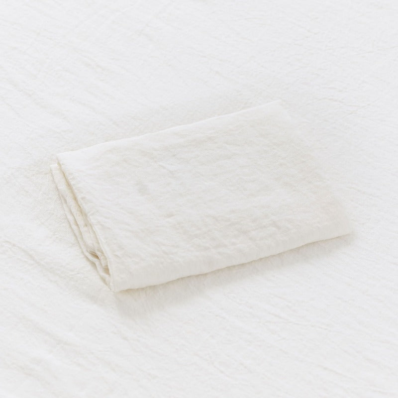 Off white linen bedding by Somn Home Canada 